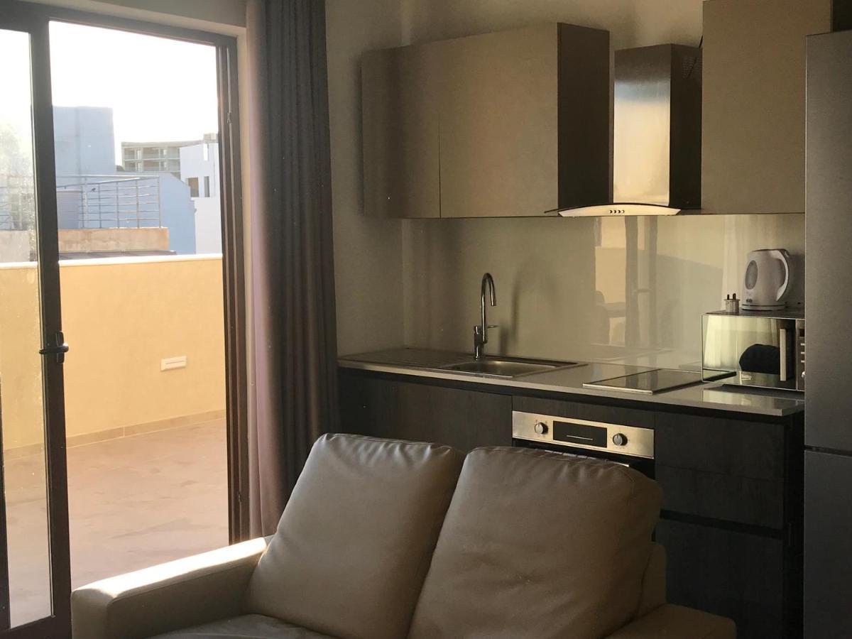 Sir William Strand Gzira