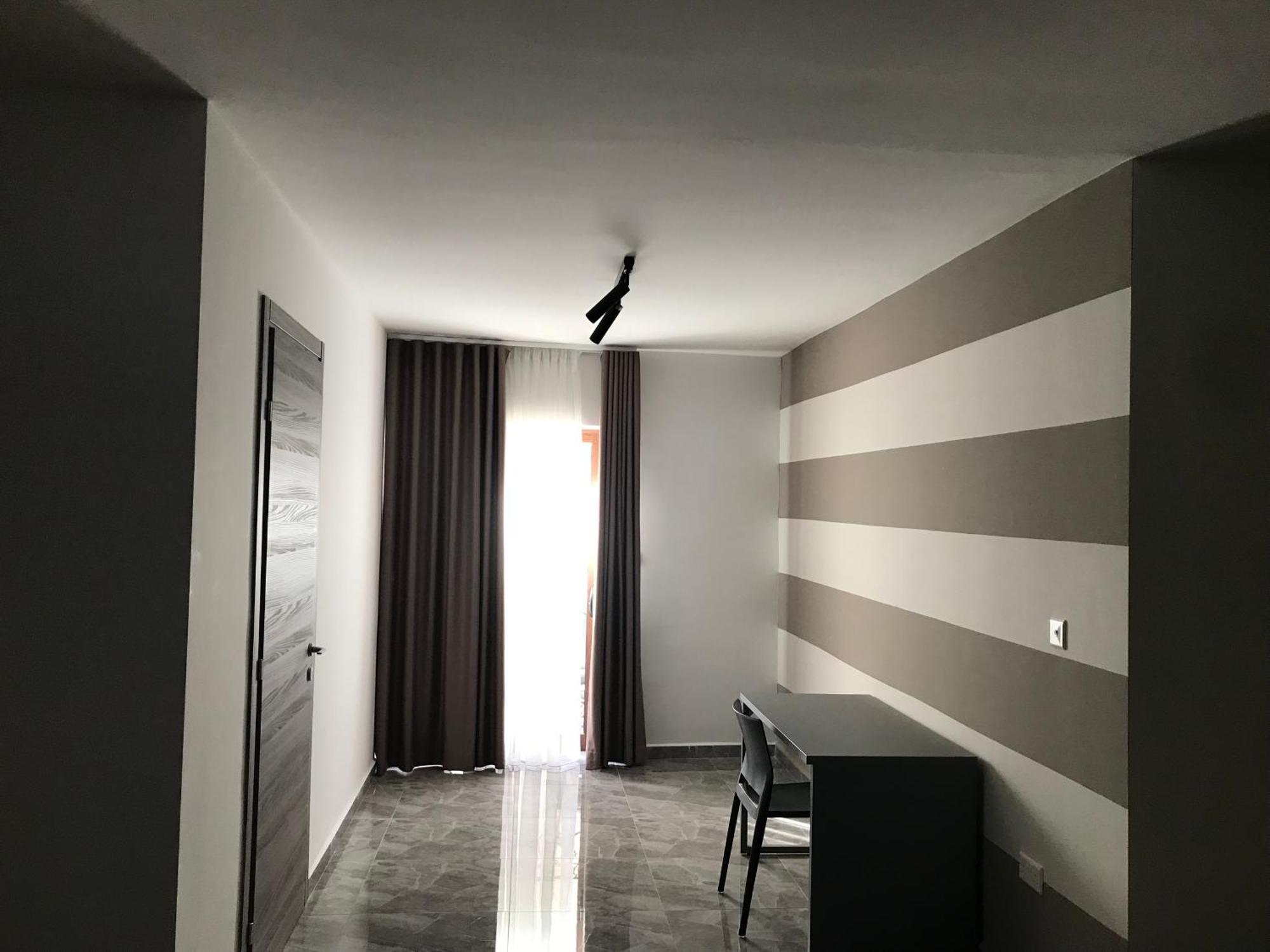 Sir William Strand Apartment *